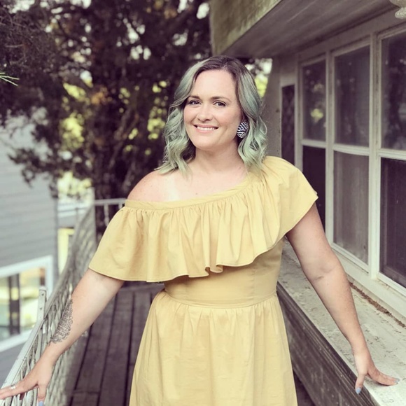 Meet your Posher, Sarah - Picture 8 of 16